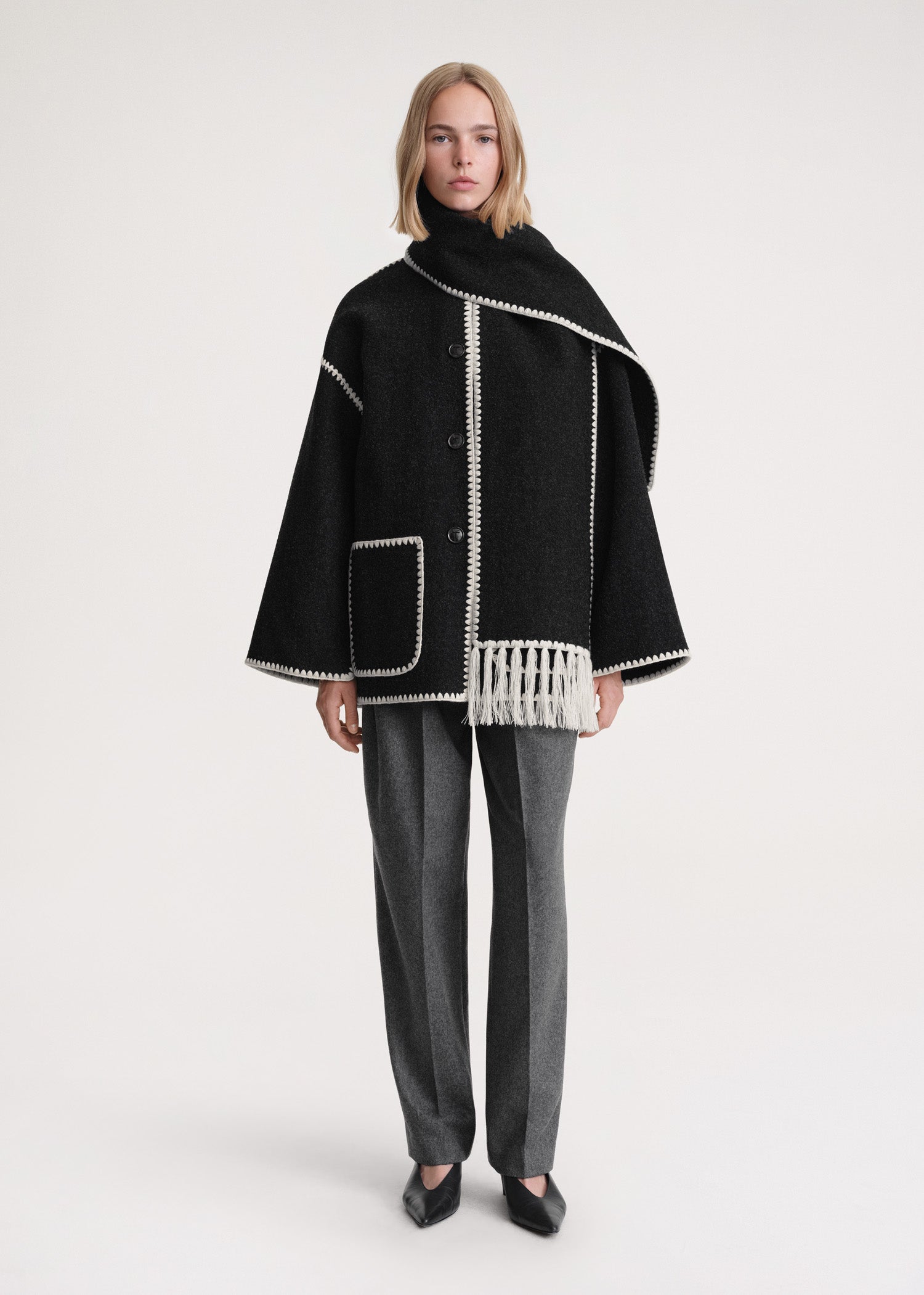 La Musea™ | Cappotto con sciarpa incorporata