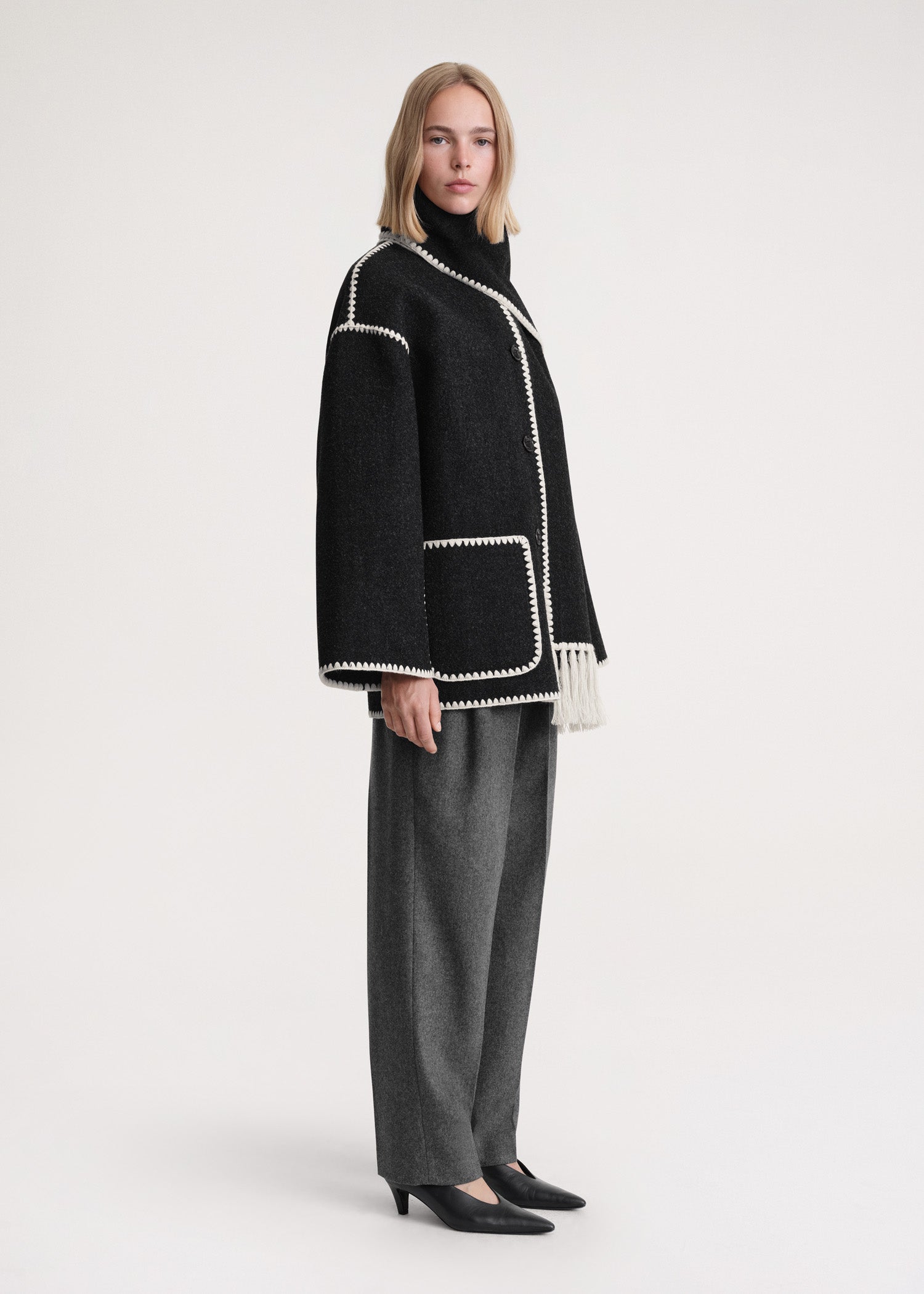 La Musea™ | Cappotto con sciarpa incorporata