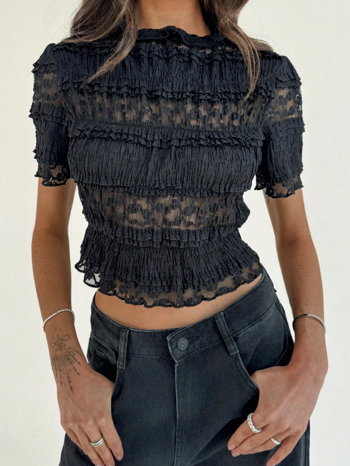 La Musea™ | Top cropped