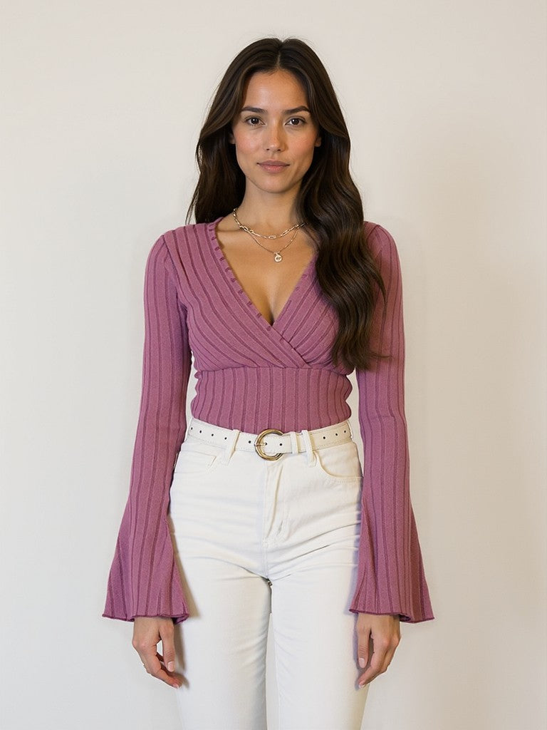 La Musea™ | Top elegante con scollo a V